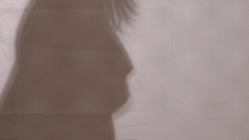 【丸最レア】影絵クイズで失態！見知らぬ男に生挿入中出しされる爆乳JDがエロい